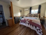 Cozy Double Bed Photo 3